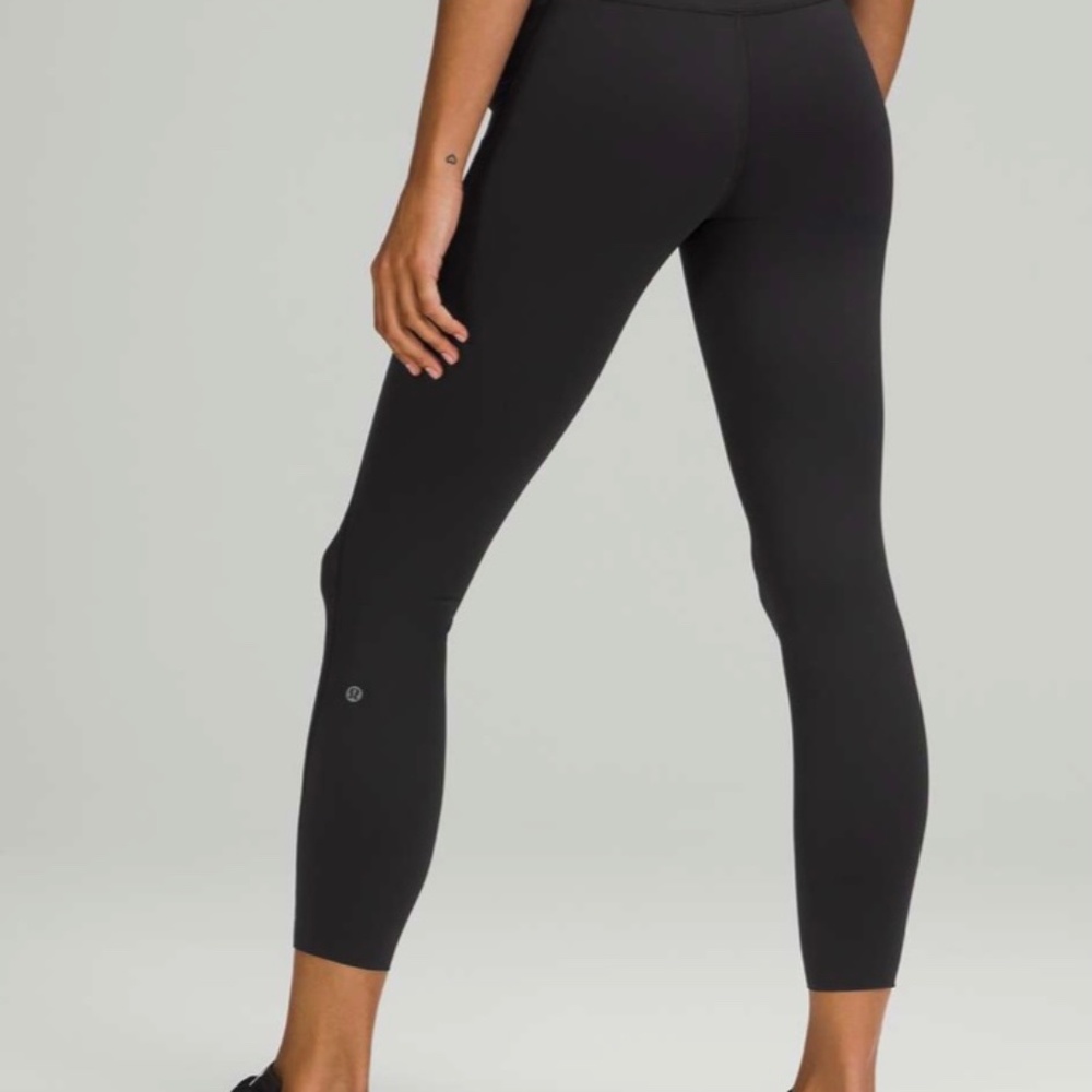 Lululemon Base Pace High-Rise Tight 25"